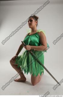 2020 01 KATERINA KNEELING POSE WITH SWORD (6)